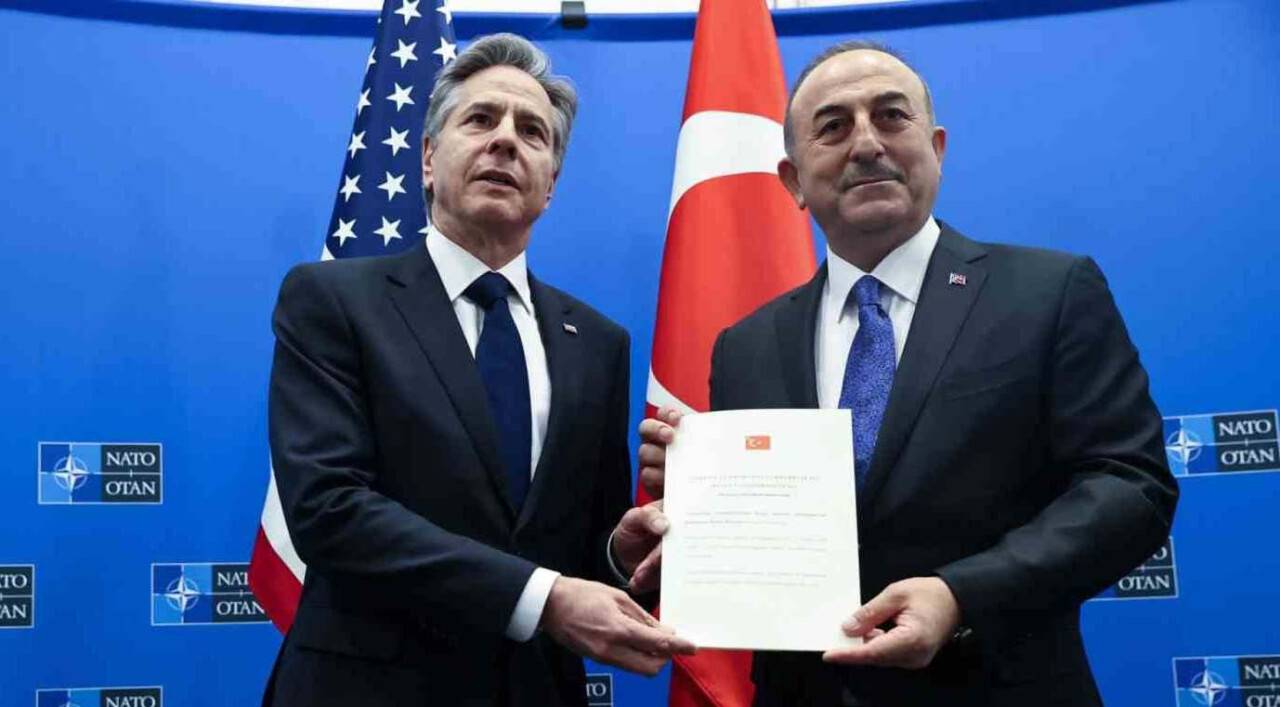 "Finlandiya’nın NATO’ya katılım onay belgesini ABD’ye teslim ettik"
