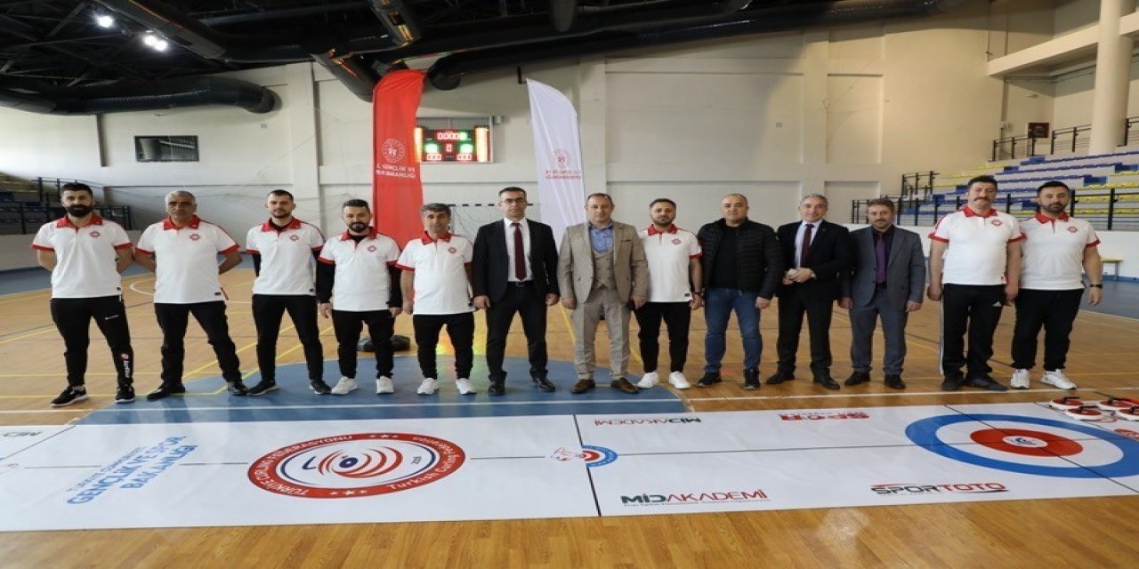 Ağrı’da Curling müsabakaları başladı