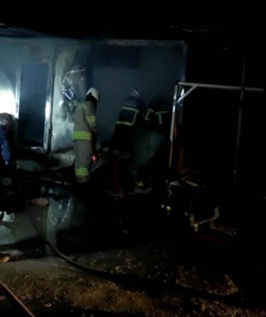 Patlayan tüp halı yıkama fabrikasını kullanılmaz hale getirdi