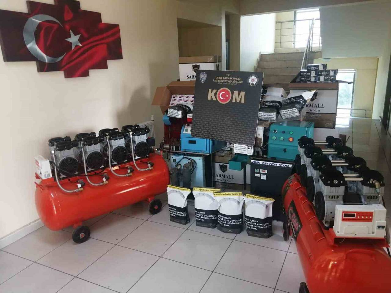 Kaçakçılara operasyon: 3 gözaltı