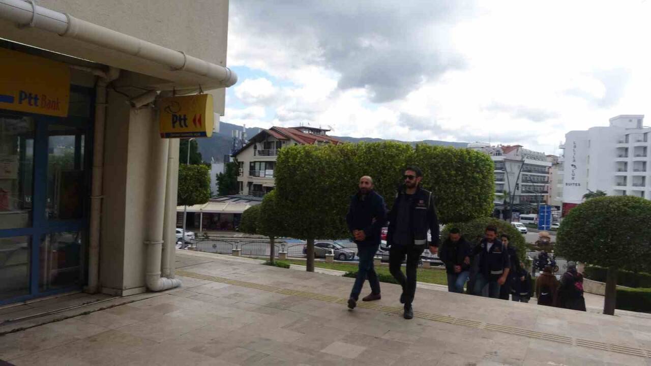 Dolandırıcılık operasyonu: 5 şüpheli adliyeye sevk edildi