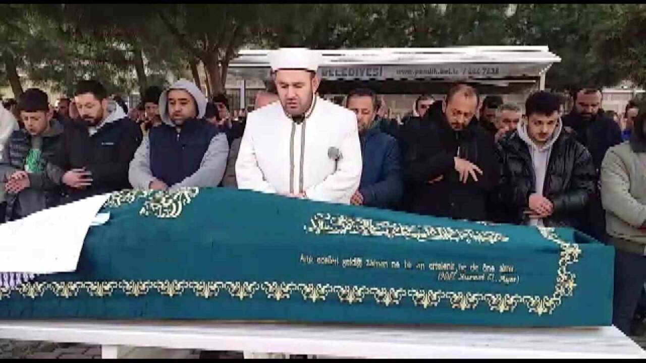 Silahlı saldırıda öldürülen şahıs toprağa verildi