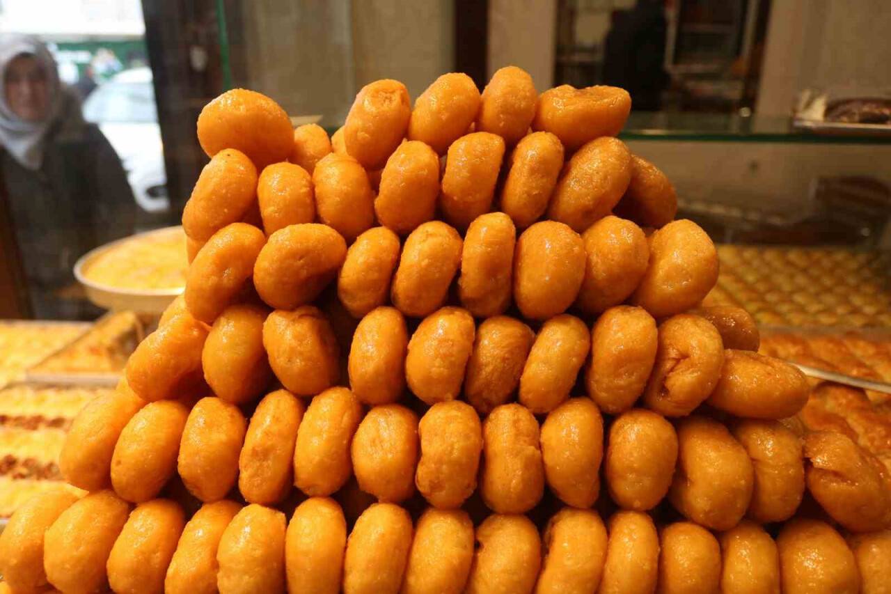 Bu tatlı sadece ramazan ayında yapılıyor