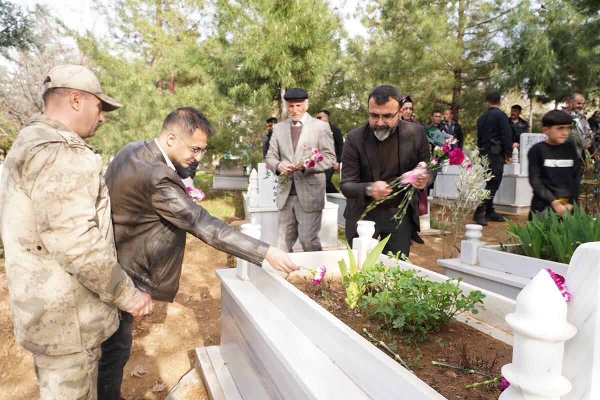 PKK’nın katlettiği 5 sivil şehit törenle anıldı