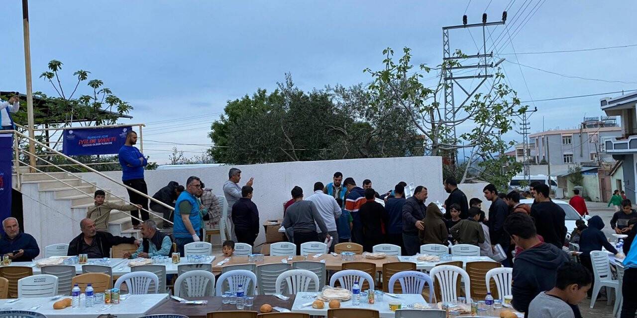 Deprem bölgesinde ramazan faaliyetleri