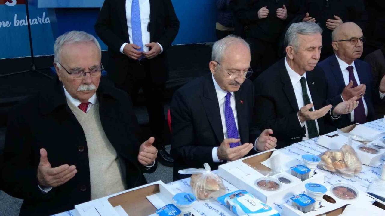 CHP lideri Kılıçdaroğlu Çanakkale’de iftara katıldı
