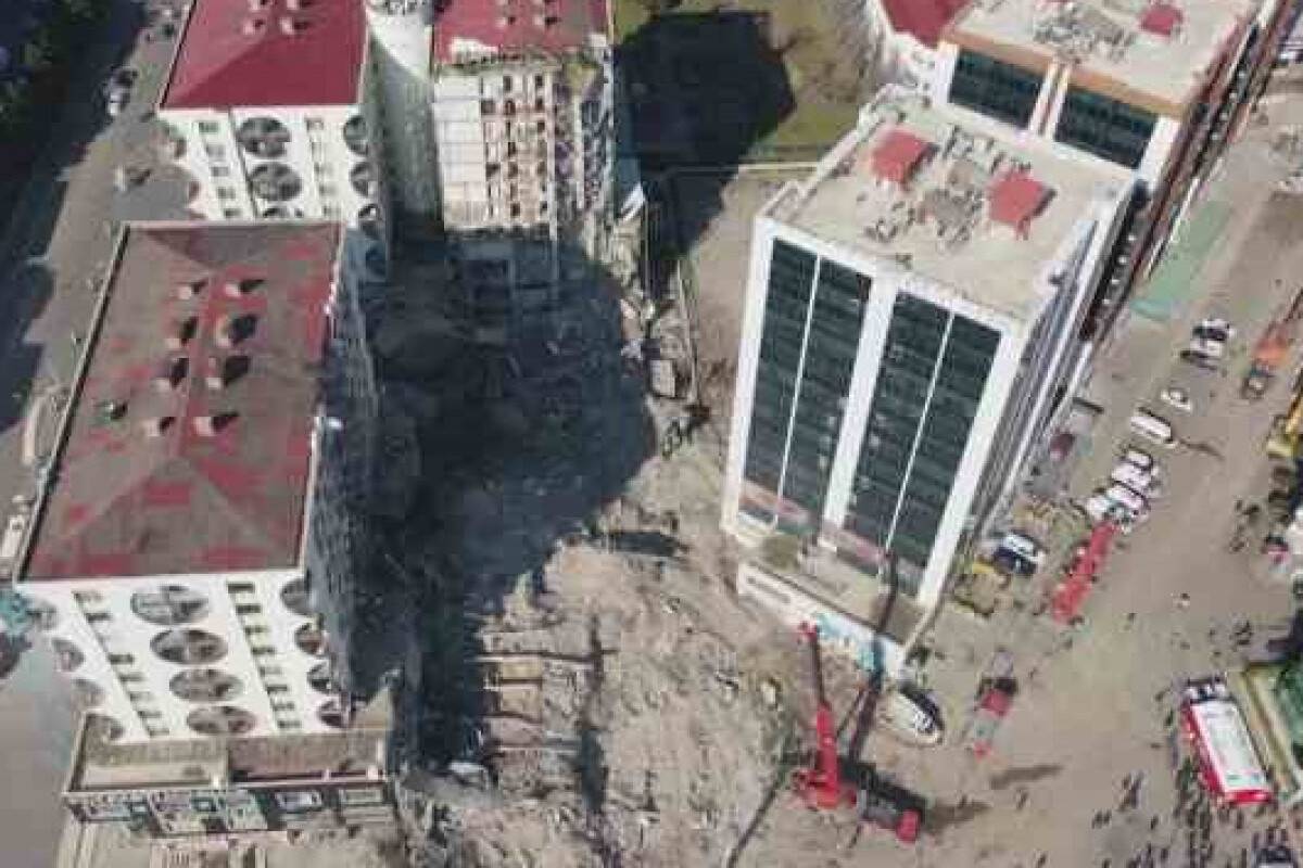 89 kişiye mezar olmuştu! Sitenin müteahhidi tutuklandı