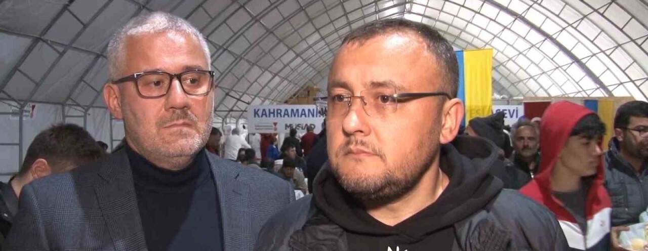 Bodnar, depremzedelerle iftarda yemek yedi