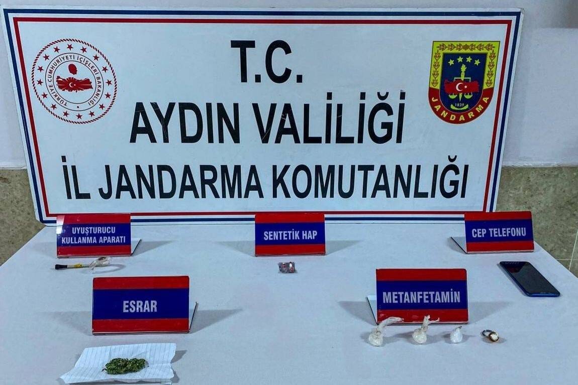 Uyuşturucu satıcısı yakalandı
