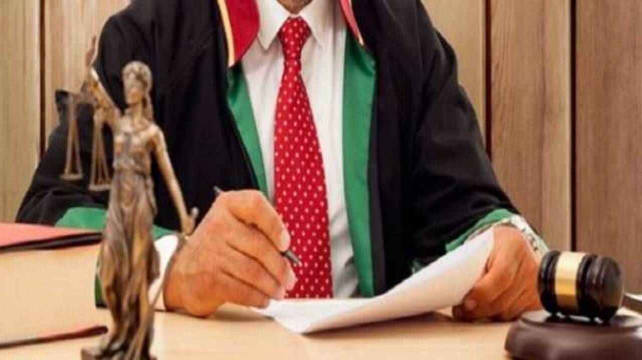 Genç avukatlar 5 yıl baro aidatı ödemeyecek