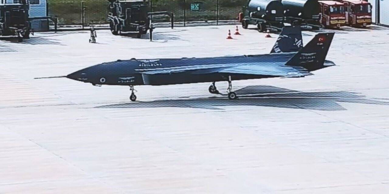 Bayraktar KIZILELMA 4’üncü uçuşunda Sistem Tanımlama Testini başarıyla tamamladı