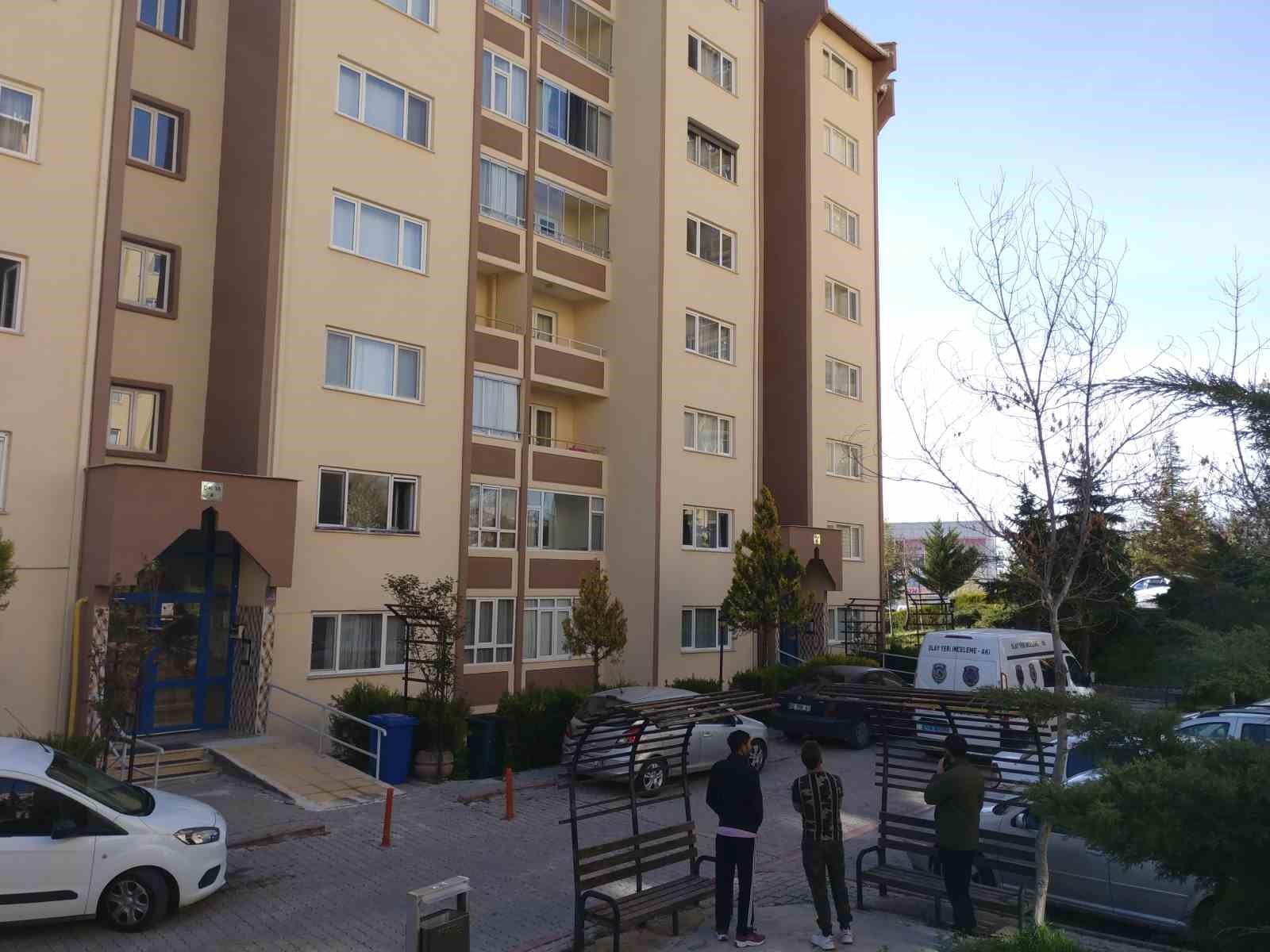 Konya'da cinnet vakası: Eşini ve çocuklarını silahla vurdu