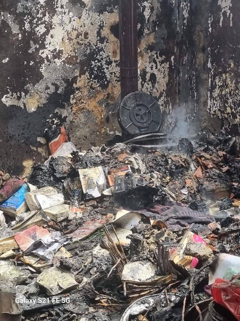 Evdeki yangında dumandan zehirlenen şahıs hayatını kaybetti