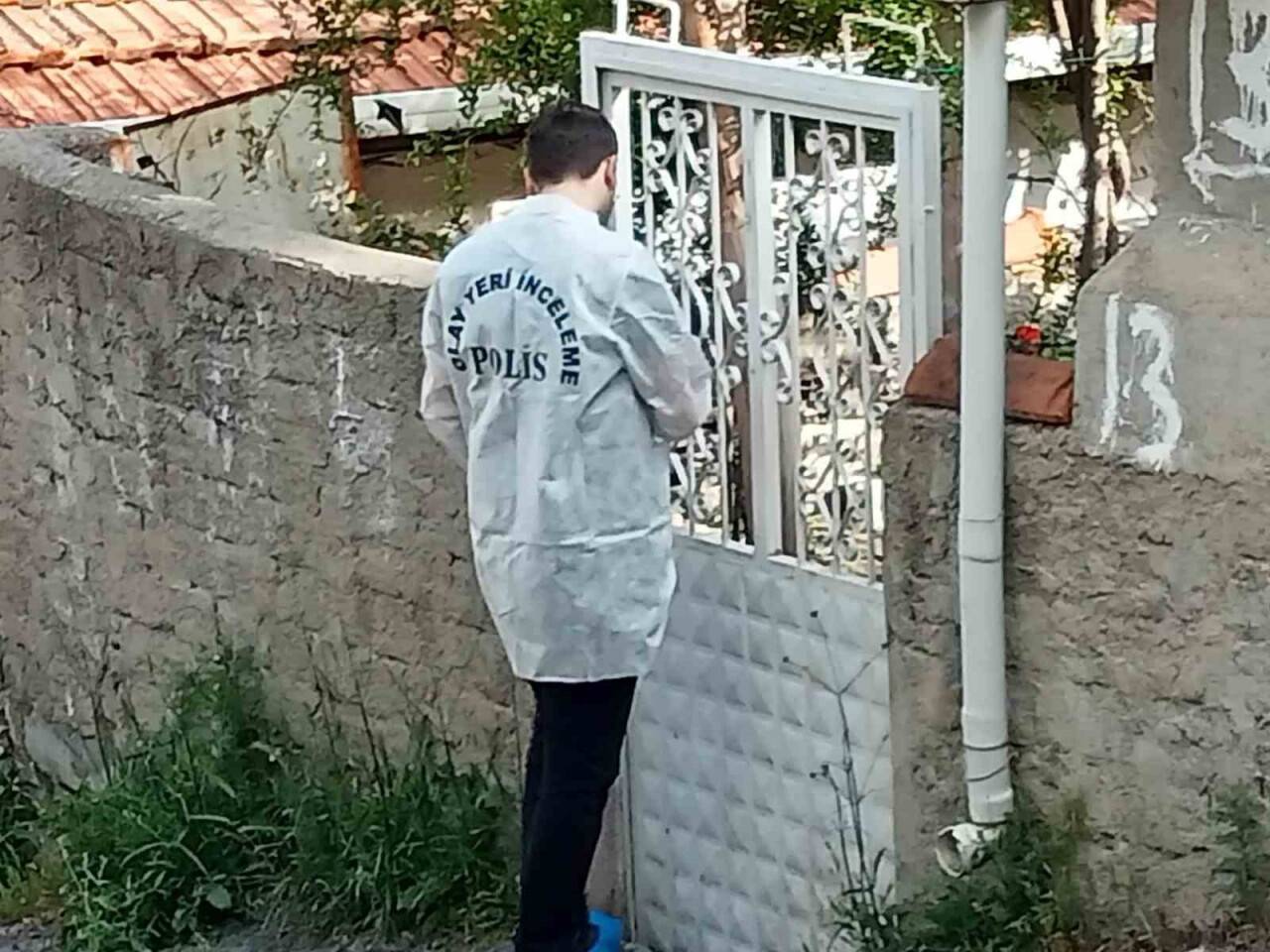 İşe kalkmadığı için öz oğlunu pompalı tüfekle öldürdü