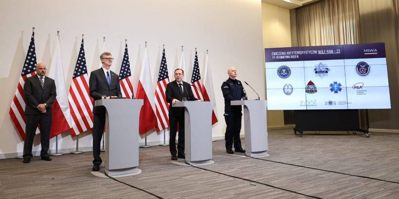 Polonya'dan Rusya sınırına elektronik bariyer