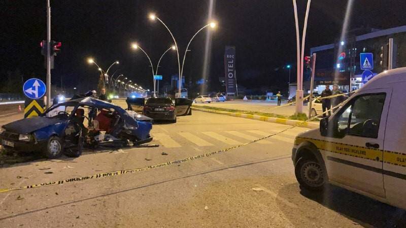 Korkunç kazada 6 kişi yaraladı