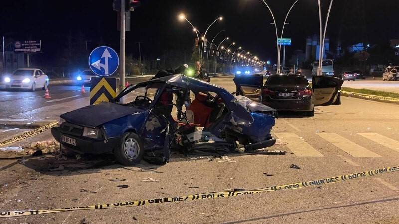 Bayram arefesinde 1 kişinin öldüğü feci kaza kamerada