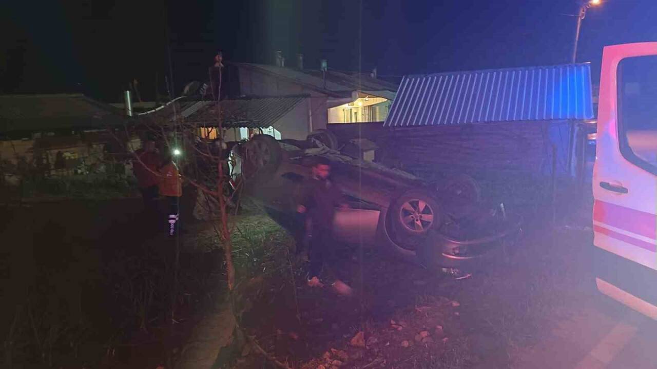 Takla atan otomobilin sürücüsü yaralandı