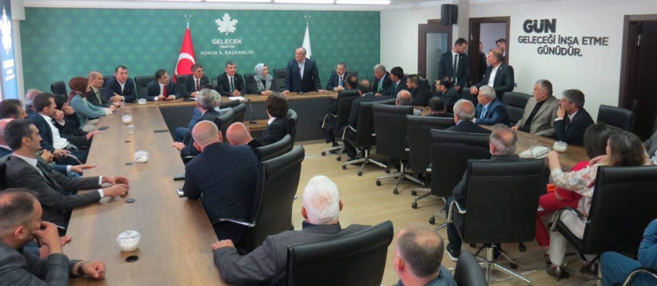 Gelecek Konya ailesi bayramlaştı