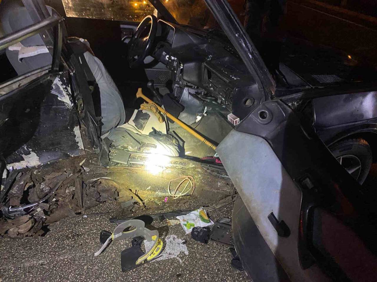 3 otomobilin karıştığı zincirleme kaza: 2 ölü, 8 yaralı