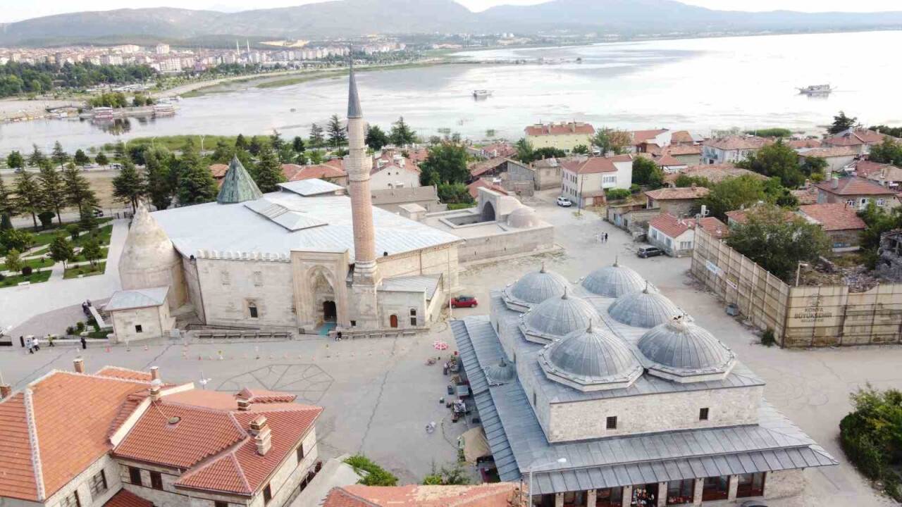 Anadolu'da bir benzeri bulunmuyor! Konya'daki tarihi bedesten özgün kimliğine yeniden bürünüyor