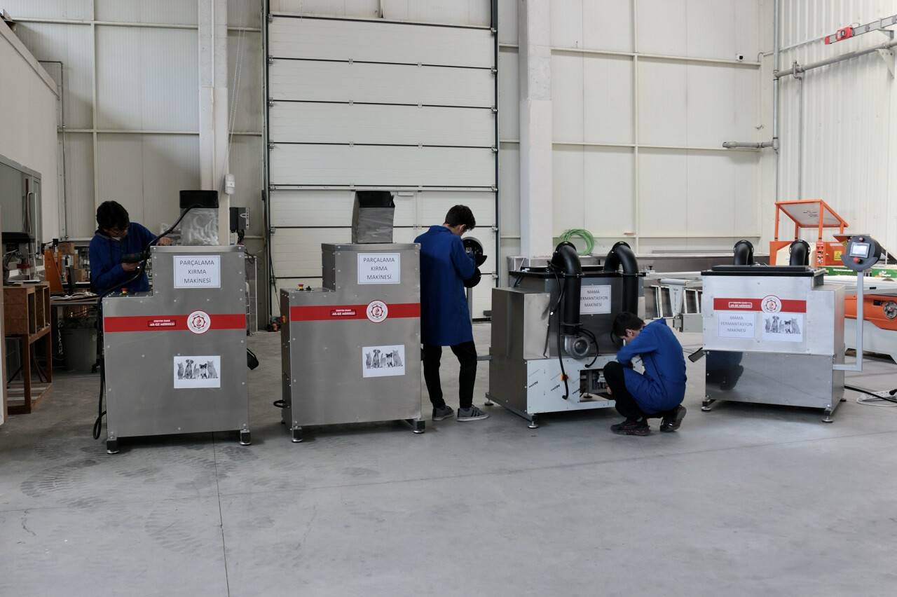 Konya'daki meslek lisesi üretti: Bugüne kadar 20 ile teslimat yapıldı