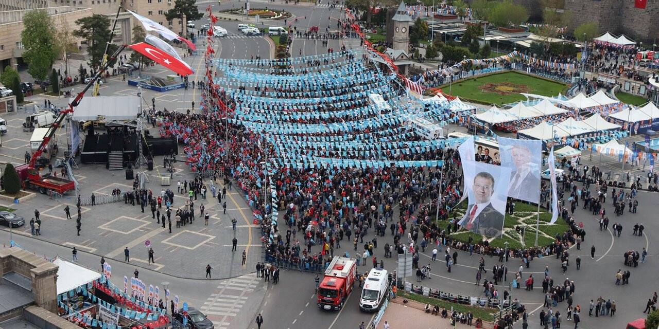 Akşener'e Konya'dan sonra bir şok da Kayseri'de