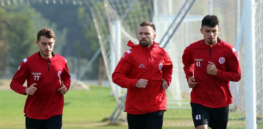 Antalyaspor, Fatih Karagümrük maçının hazırlıklarını sürdürdü