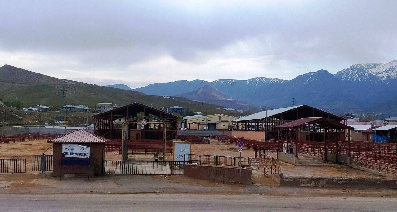 Kapatılan pazarlar açıldı, yasak kalktı