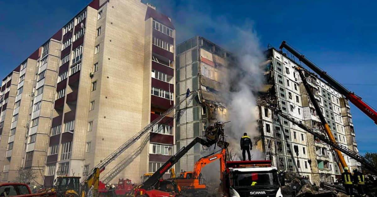 Rusya’nın Ukrayna’da binaları vurduğu saldırılarda can kaybı 25’e yükseldi