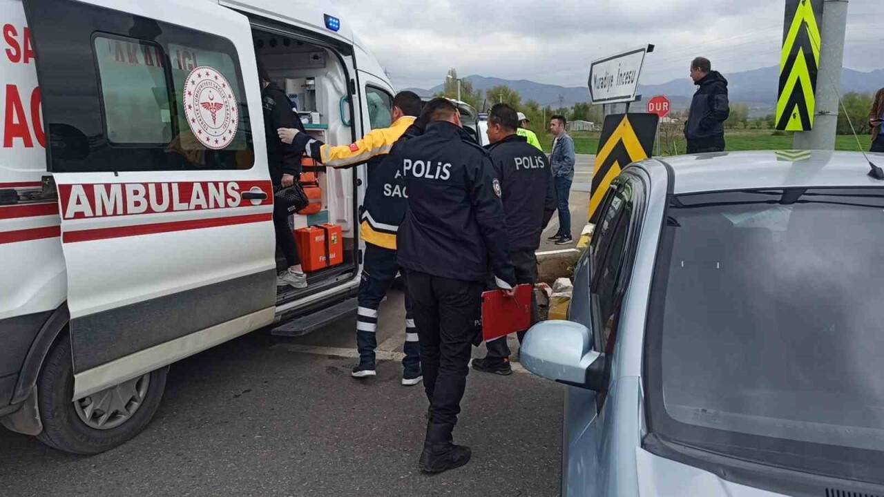 Konya’da otomobiller çarpıştı: 5 yaralı