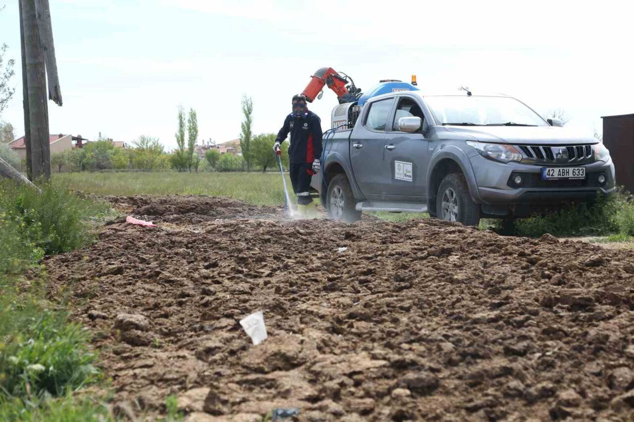 Meram’da haşere ve sinekle mücadele çalışmaları başladı