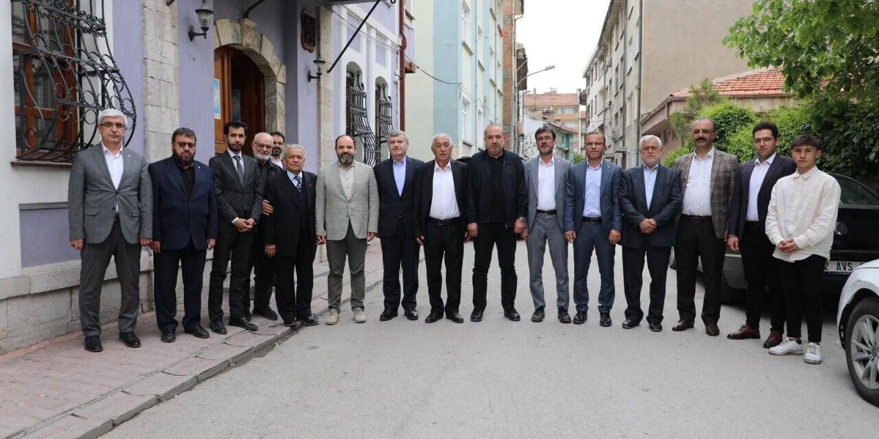 AKyürek STK'larla buluştu