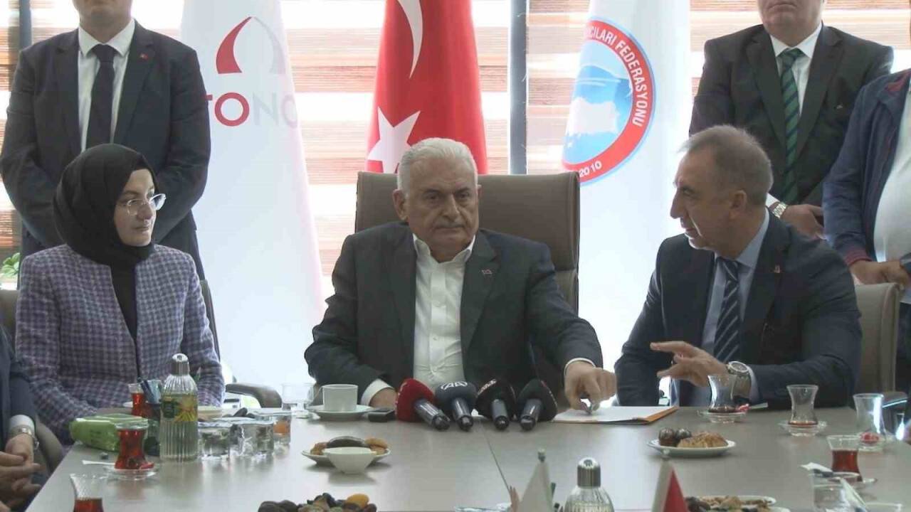 Binali Yıldırım, "Milletvekillerini bile dağ belirliyor"