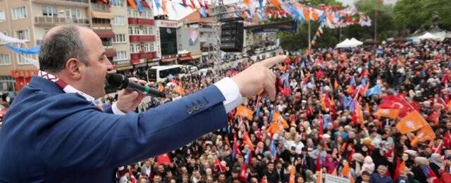 Bakan Varank: "Karşımızda çok cahil muhalefet var"