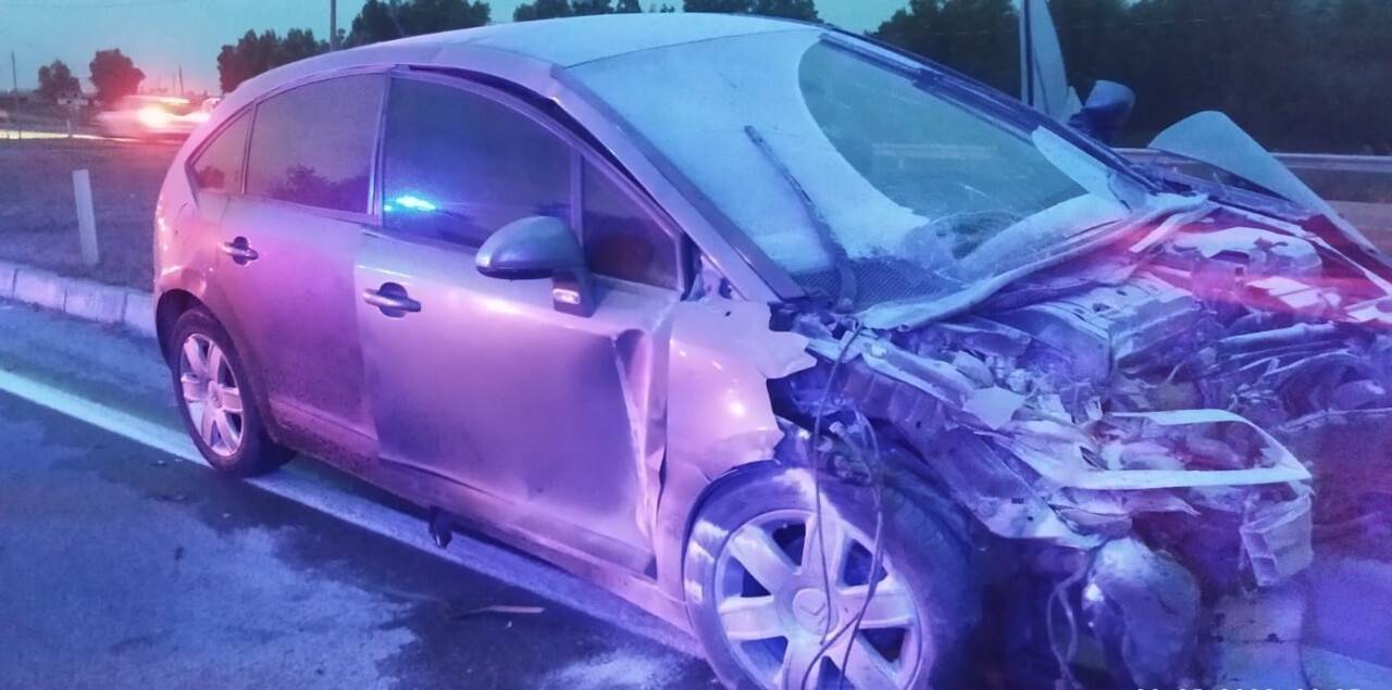 Çarpışmanın şiddetiyle otomobiller savruldu, yürekler ağızlara geldi