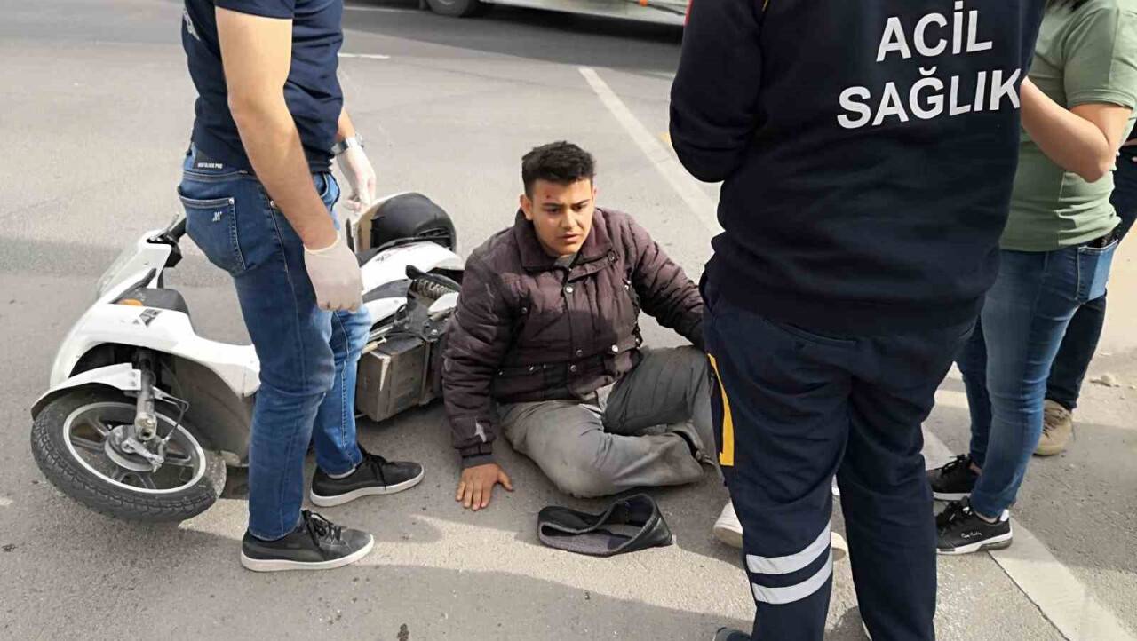 Aksaray-Konya yolunda kaza:1 yaralı