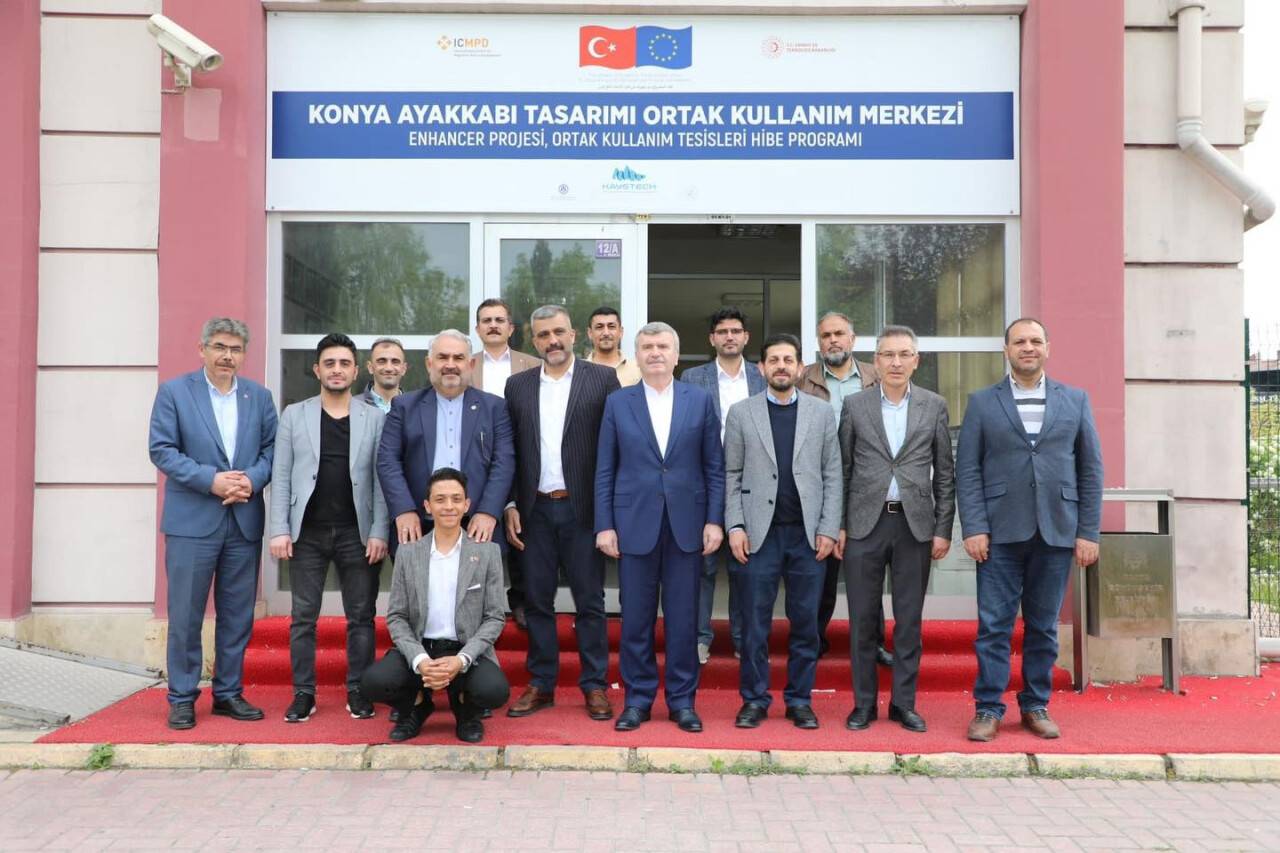 Tahir Akyürek seçim çalışmalarını aralıksız sürdürüyor
