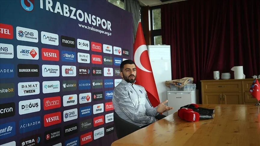 Trabzonsporlu futbolcu  Kadıköy'de gol atmak istiyor