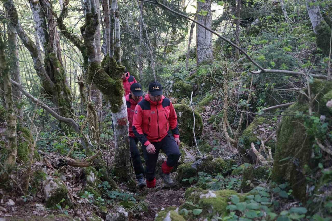 Milli parkta kaybolan vatandaş 14 gün sonra sığındığı köyde bulundu