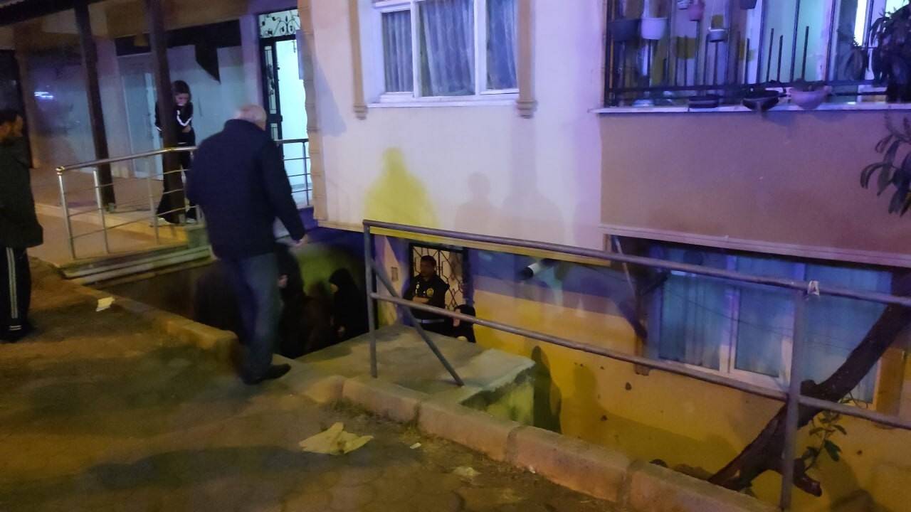 Haber alınamayan yaşlı adam evinde ölü bulundu