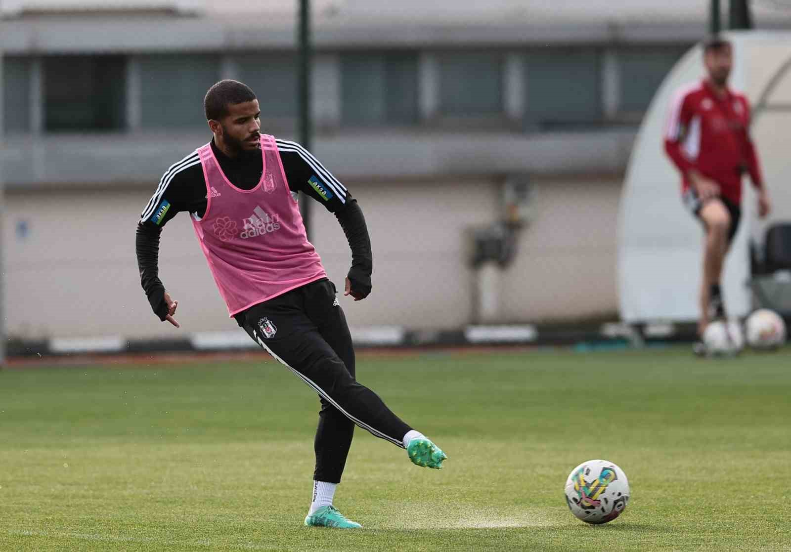 Beşiktaş, Adana Demirspor maçı hazırlıklarına başladı