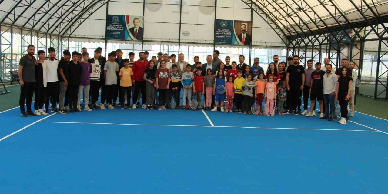 Şırnak uluslararası tenis turnuvasına hazırlanıyor