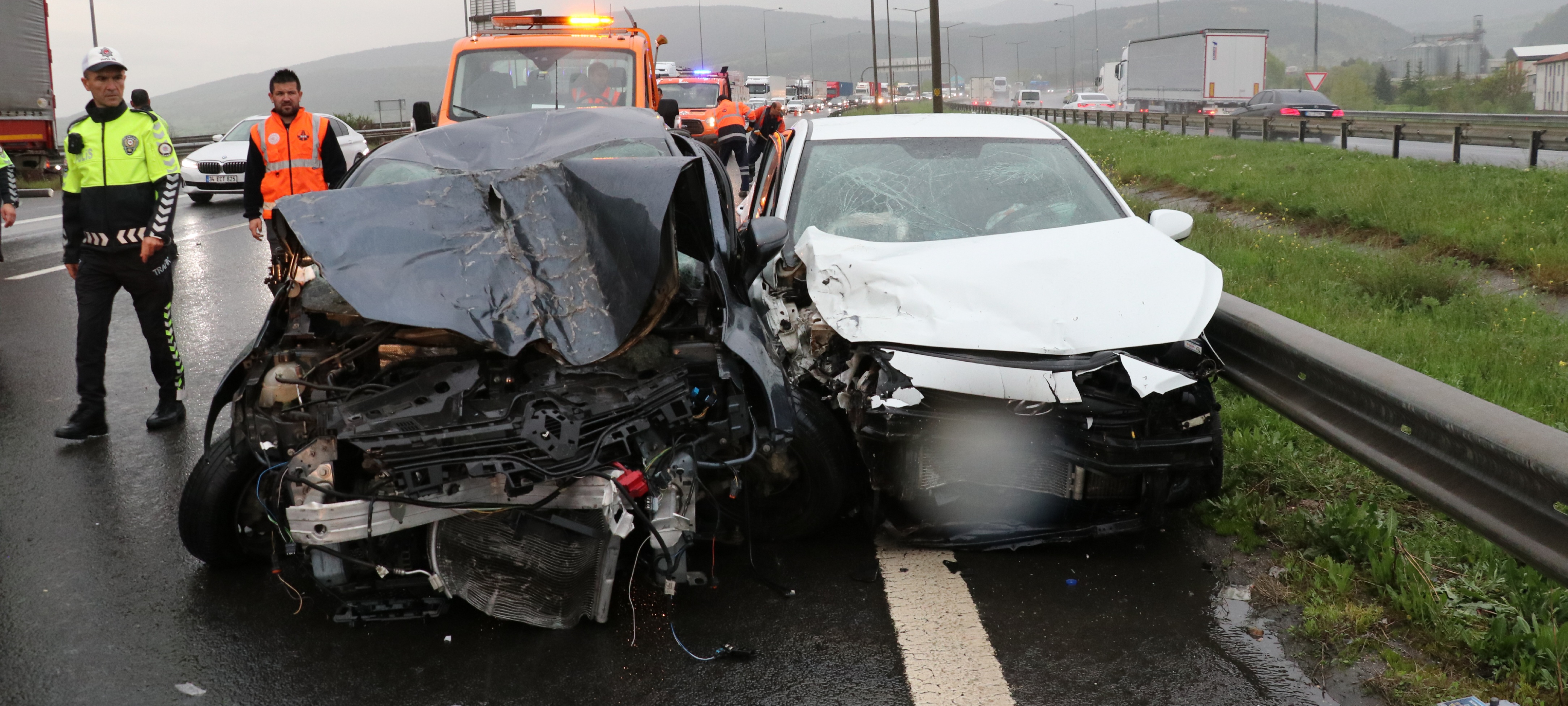 Anadolu Otoyolu'nda trafik kazası: 11 yaralı