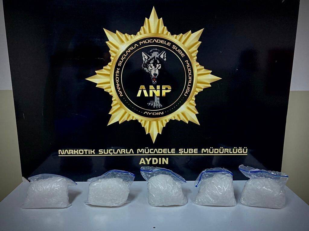 Uyuşturucu girişine narkotik “dur” dedi