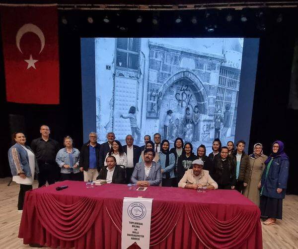 Engelsiz portreler öğrencilerle buluştu