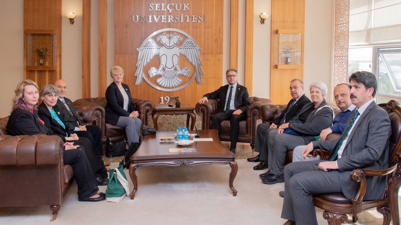 ABD heyeti, Selçuk Üniversitesi'ne hayran kaldı