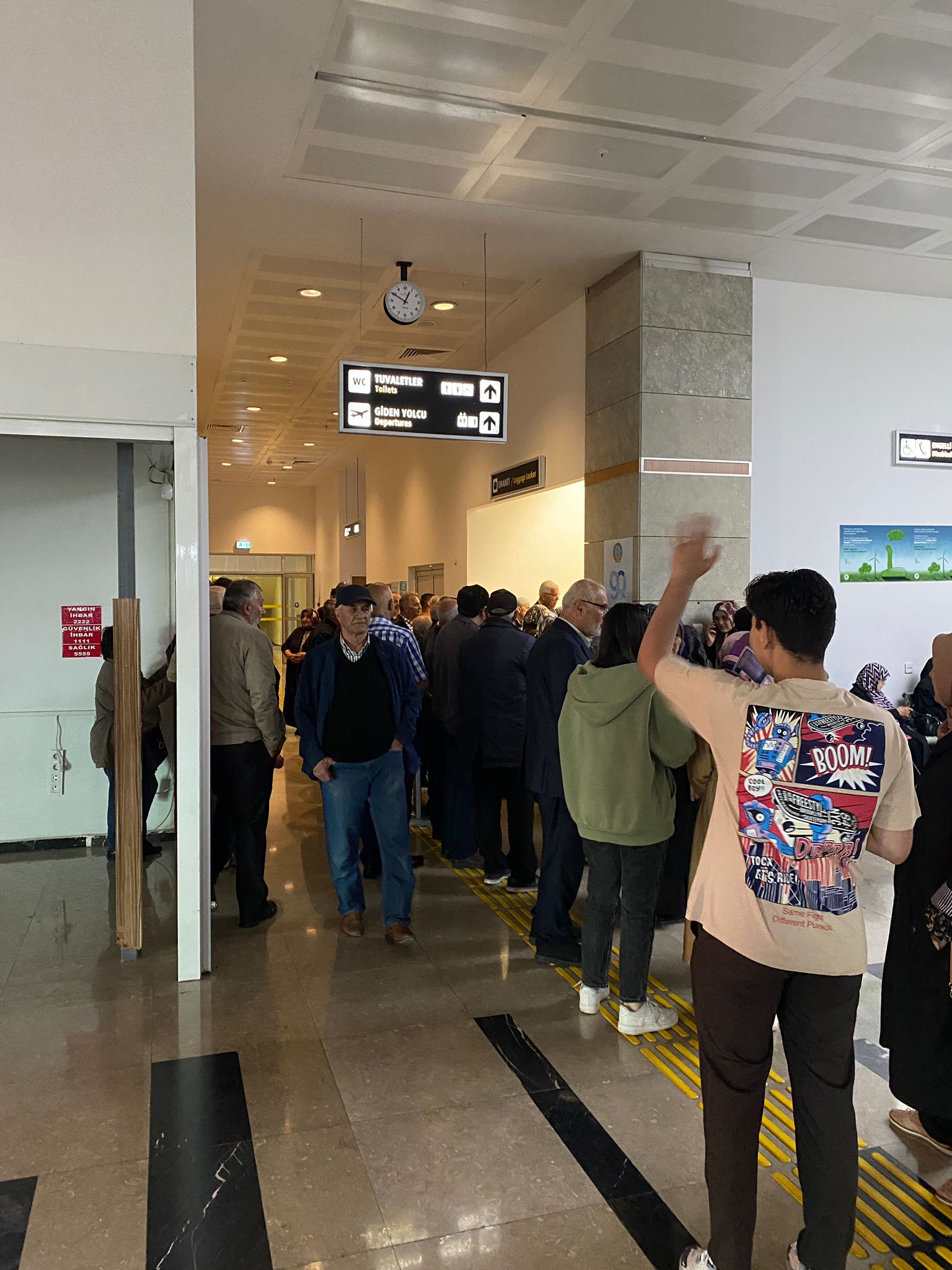 Konya’daki gurbetçiler  oylarını kullanıyor
