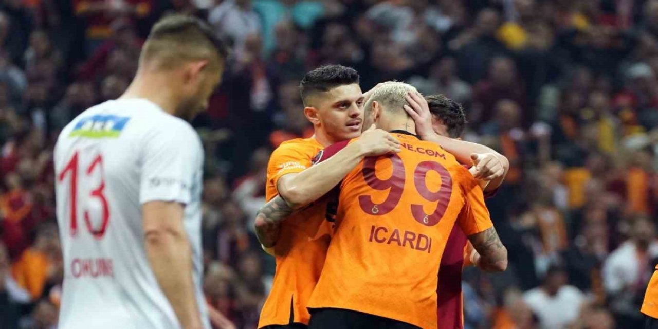 Galatasaray ligde evindeki yenilmezliğini 16 maça çıkardı