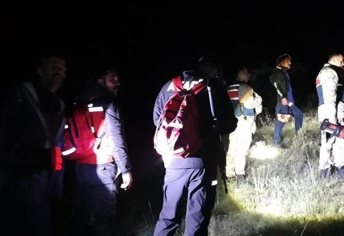 Kaybolan 2 kişi 10 saat sonra bulundu